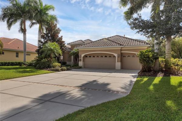 LAKEWOOD RANCH COUNTRY CLUB