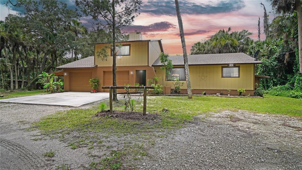 NORTH PORT CHARLOTTE ESTATES - фото