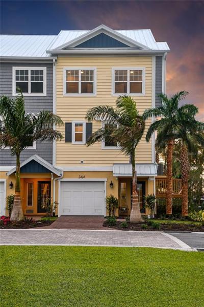 THE WALK AT INDIAN ROCKS BEACH