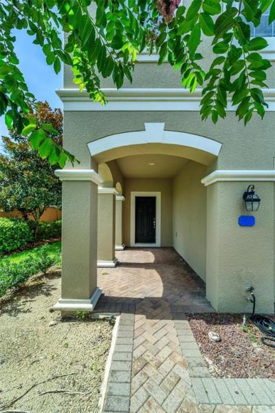 VIA LAGO AT HANGING MOSS