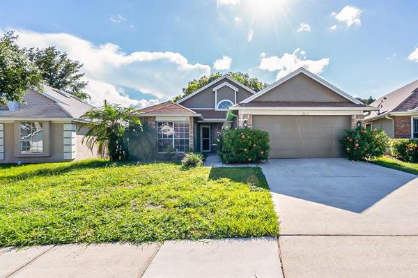 REMINGTON OAKS AT THE CROSSINGS