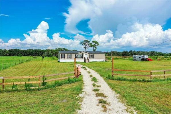 WEBSTER & OMOHUNDRO ESTATE LANDS