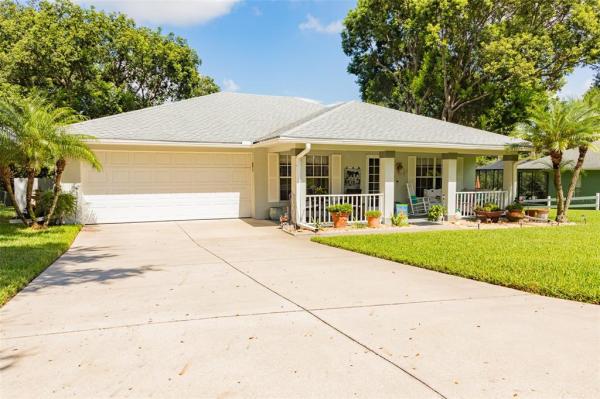 VALENCIA WOOD ESTATES FIRST ADD