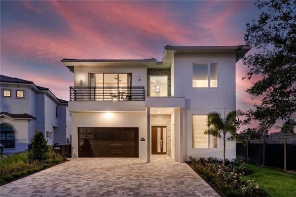 REUNION WEST FAIRWAYS 17 & 18