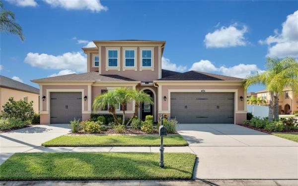 VILLAGE/TRINITY LAKES