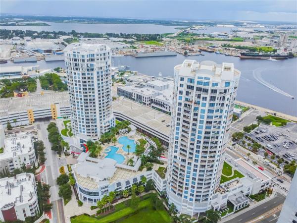 TOWERS OF CHANNELSIDE CONDOMIN