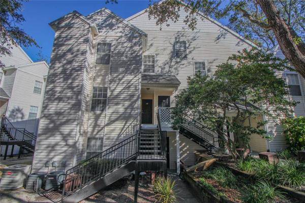 BENTLEY AT COBBS LANDING CONDO THE