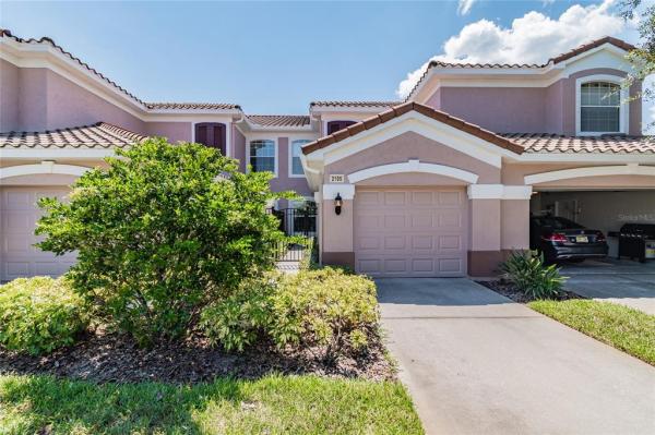 COACHMAN RESERVE CONDO