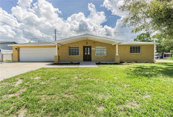 HOLIDAY LAKE ESTATES