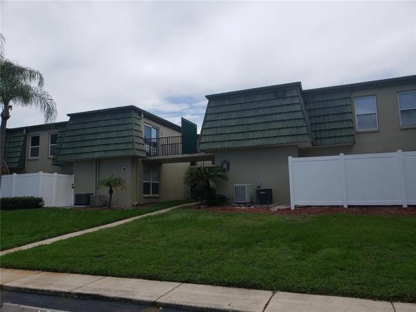 FOUNTAIN SQUARE CONDO