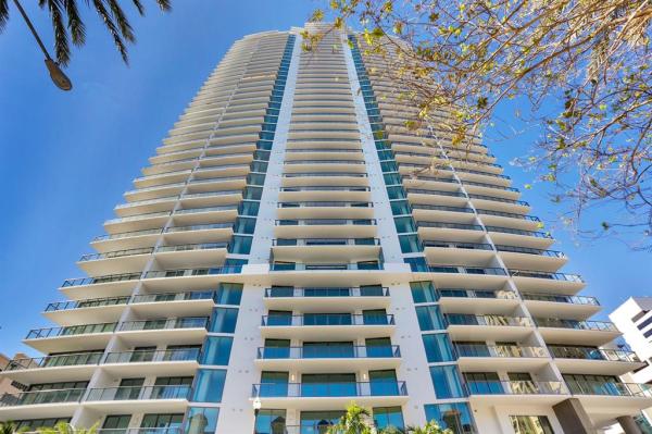 ONE ST PETERSBURG CONDO