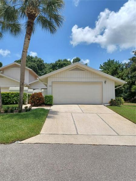 TOWNHOMES OF WESTLAKE