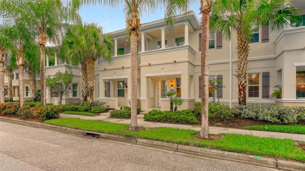 SAN MICHELE AT UNIVERSITY COMMONS