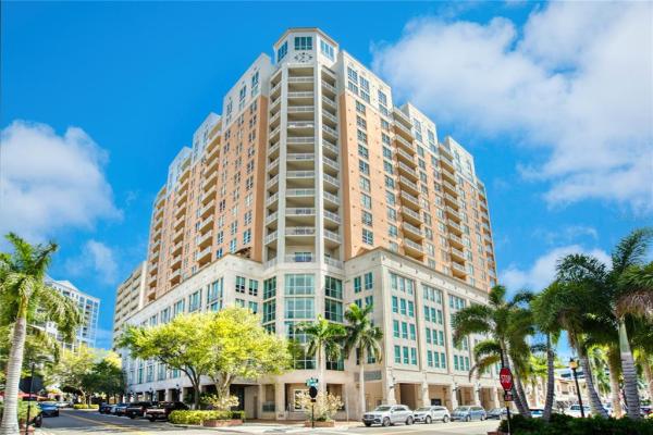 1350 MAIN RESIDENTIAL