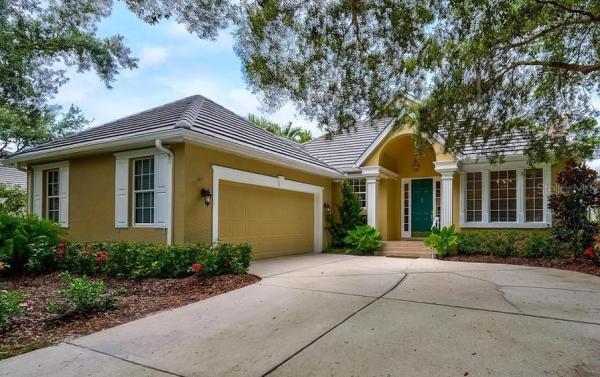 BISHOPSCOURT/OAKS PRESERVE