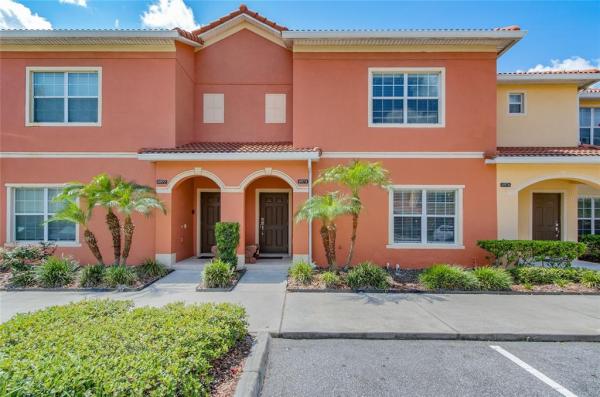 PARADISE PALMS RESORT P1