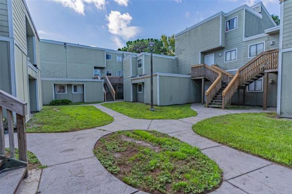 WINTER PARK WOODS CONDO