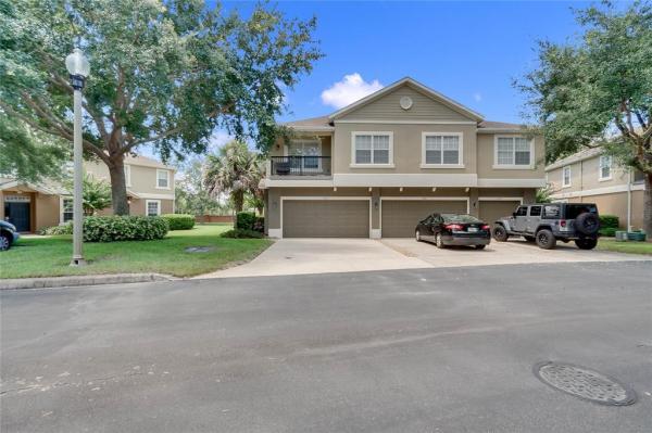 OVERLOOK/PARKSIDE CONDO