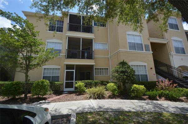 OXFORD PLACE AT TAMPA PALMS A