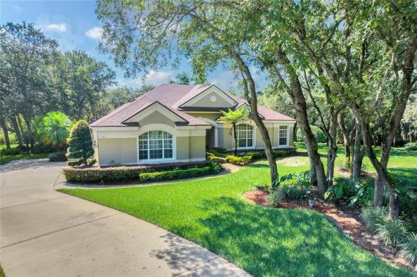 ESTATES ON LAKE MILLS