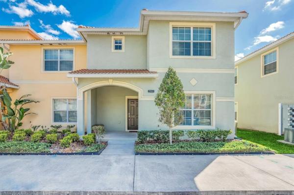 PARADISE PALMS RESIDENCE PH 4