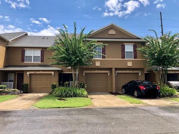 HAWTHORNE GLEN TWNHMS