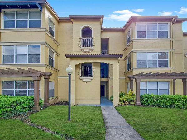 RESIDENCES AT VILLA MEDICI CONDOMINIUM