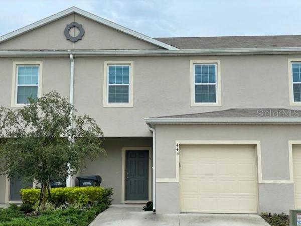 LAKE BLUFF/TOWN CENTER EAST-PH