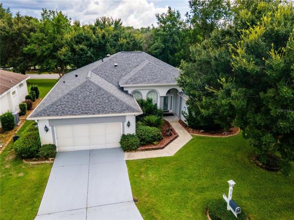 OAK RUN CRESCENT OAKS