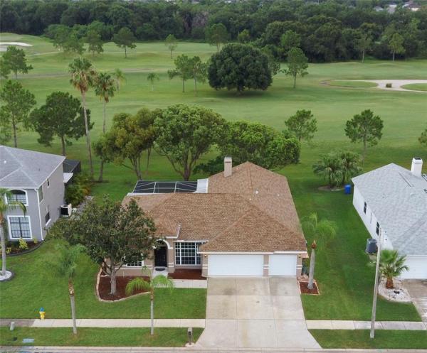 CLUBHOUSE ESTATES AT SUMMERFIE