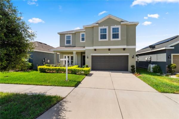 CARRIAGE POINTE SOUTH PH 2D1