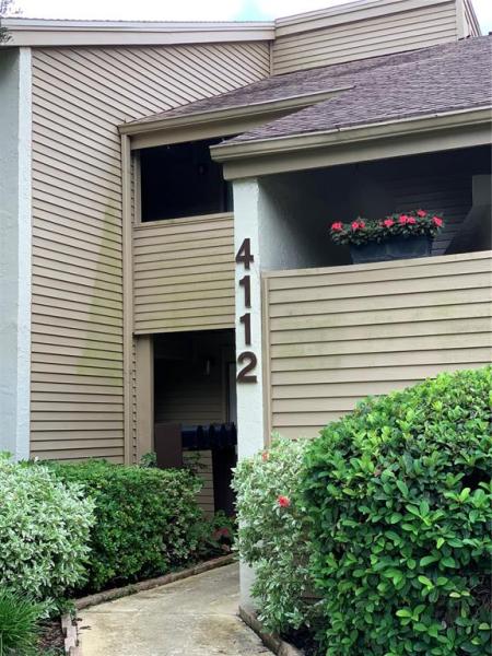 CARROLLWOOD VILLAGE PINE LAKE