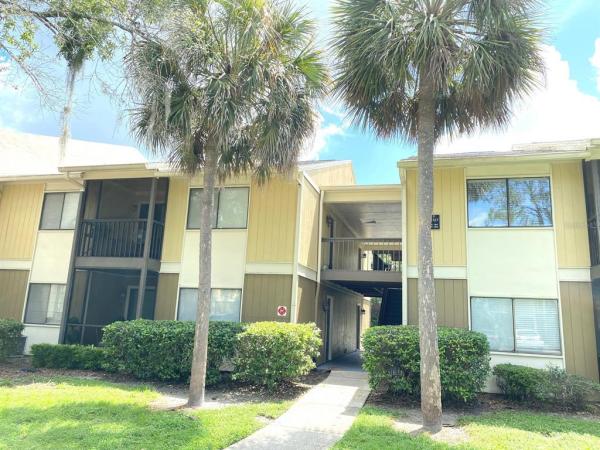 STONE CREEK POINTE A CONDOMINI