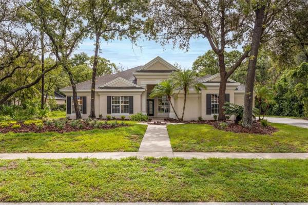 FISH HAWK TRAILS UNIT 4 PH