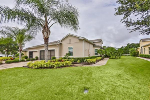 SUN CITY CENTER - RICHMOND VILLAGE