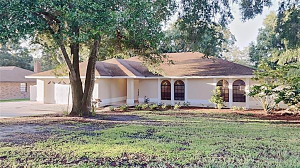 COUNTRY OAKS/LAKELAND