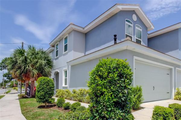 HIGHLAND RIDGE TWNHMS