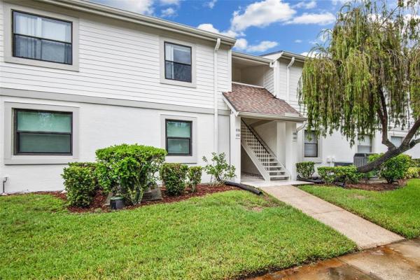 EAST LAKE ~ MEADOWS CONDO AT EAST LAKE WOODLANDS