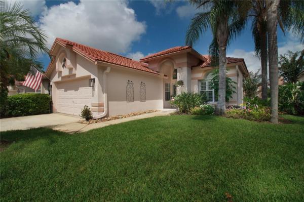 CRESCENT OAKS COUNTRY CLUB 2