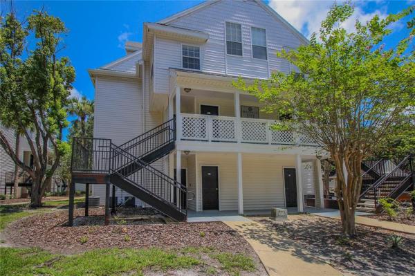 BENTLEY AT COBBS LANDING CONDO THE