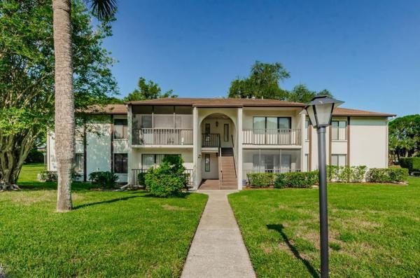 PINE RIDGE AT PALM HARBOR