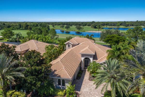 LAKEWOOD RANCH COUNTRY CLUB