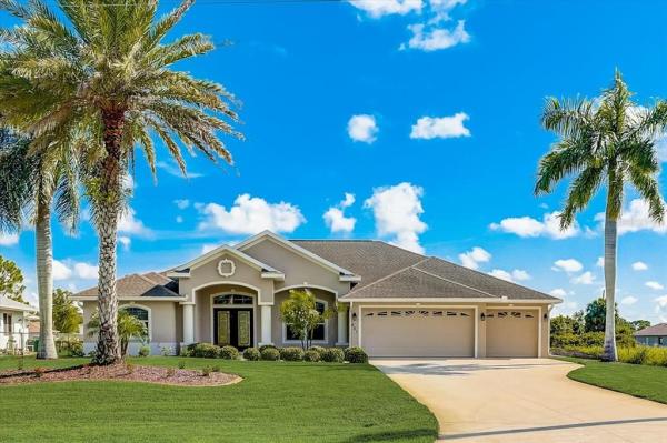 ROTONDA WEST BROADMOOR