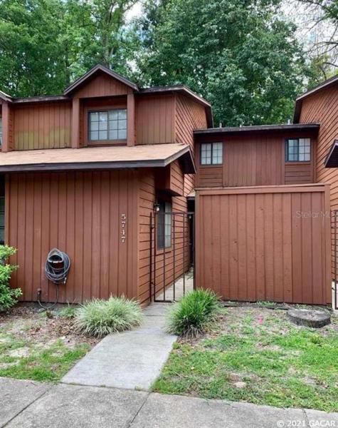 Rockwood Villas - Condo