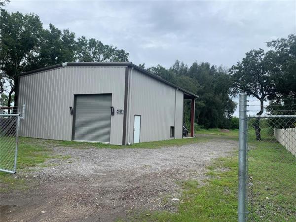 SOUTH TAMPA VILLA SITES