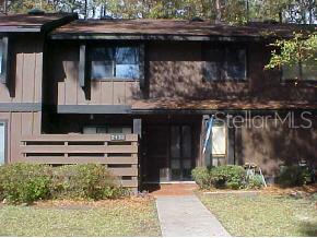 Lakes (Townhomes At The)