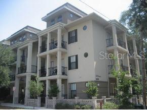 St Charles Condominiums