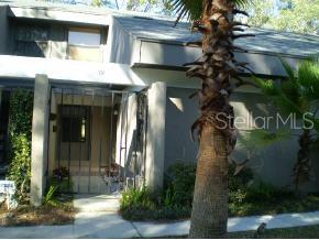 Woodside Villas - Condos