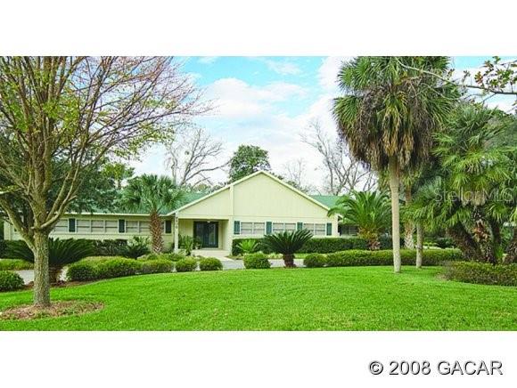 Country Club Estates - фото