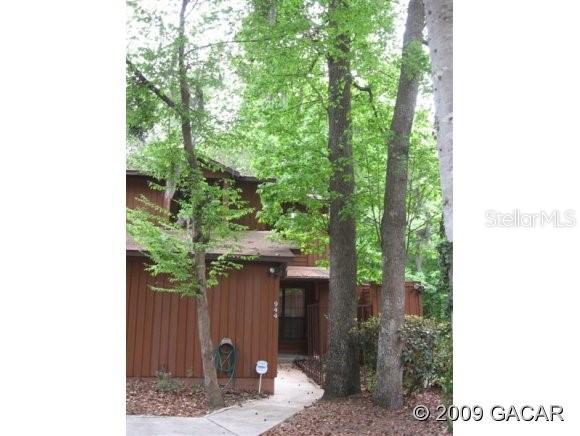 Rockwood Villas - Condo